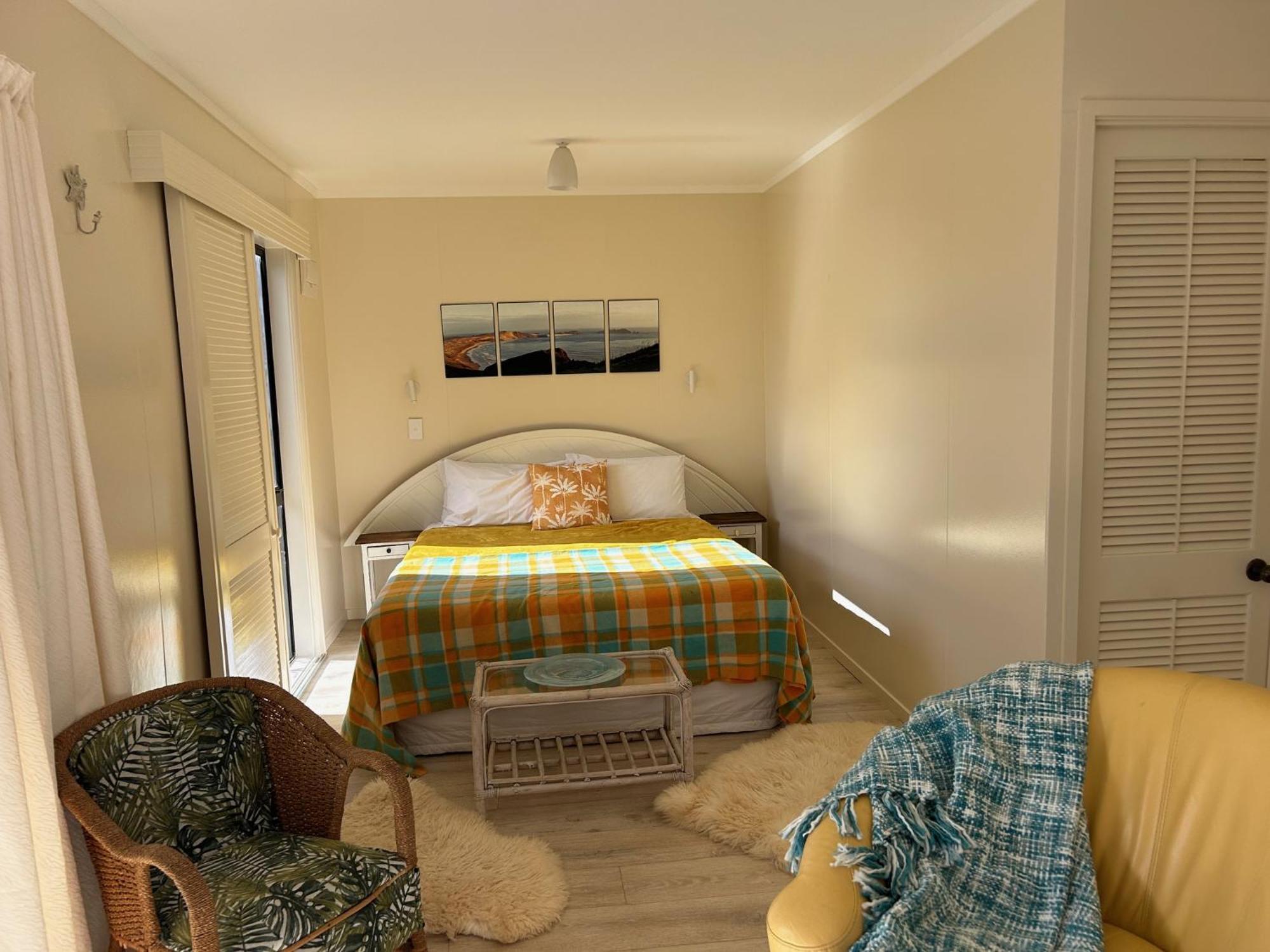 Driftwood Lodge Beachfront, Cable Bay, Northland Coopers Beach Exterior photo