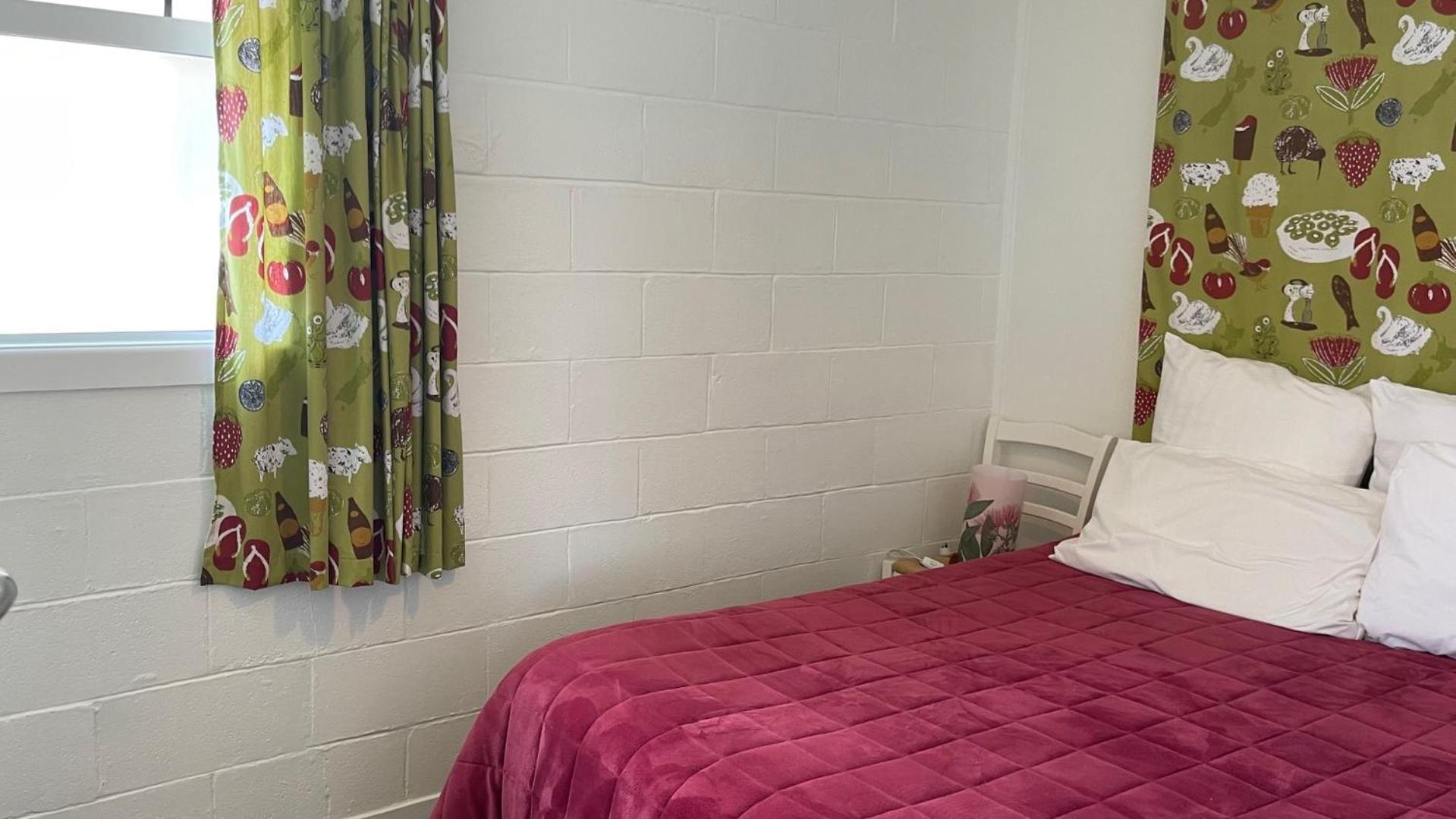 Driftwood Lodge Beachfront, Cable Bay, Northland Coopers Beach Room photo